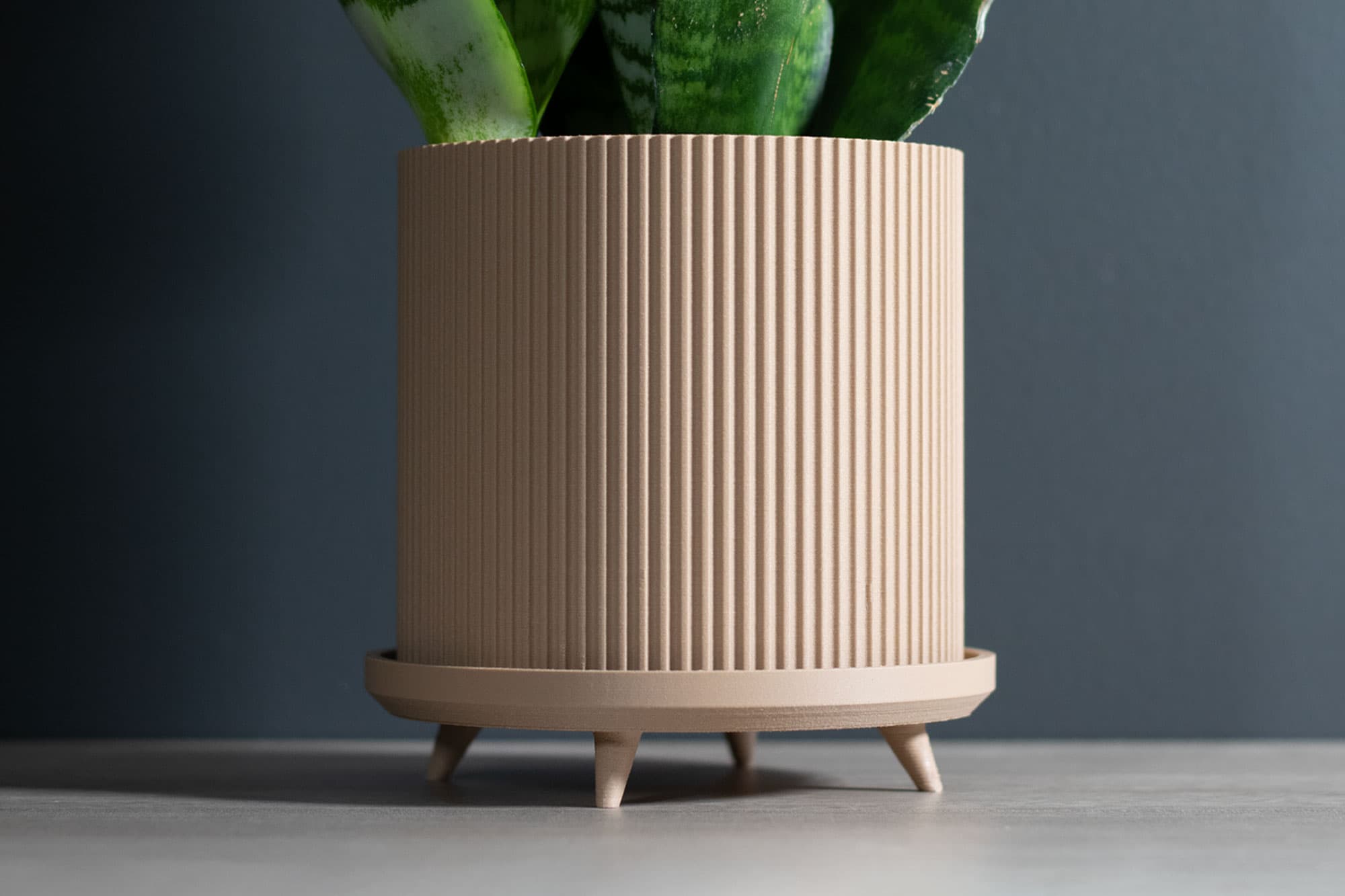 Planter with Legs — The Lloyd